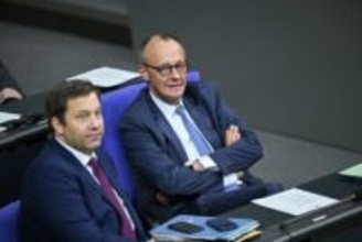 ドイツ、対ロシア防衛費大幅増　下院、95兆円予算案可決