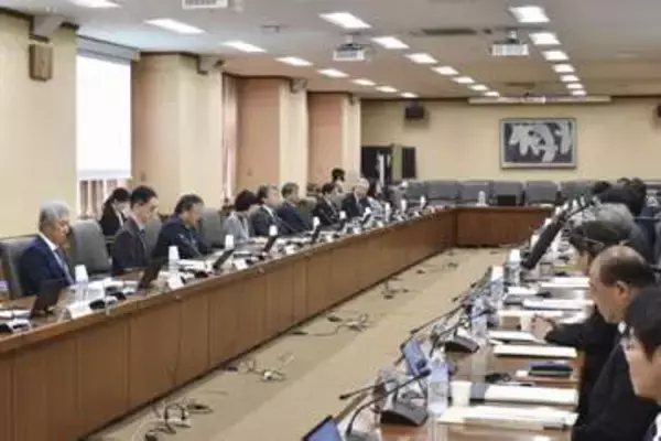 財務省、全地域で景気判断維持　緩やかに回復も「中東情勢注視」