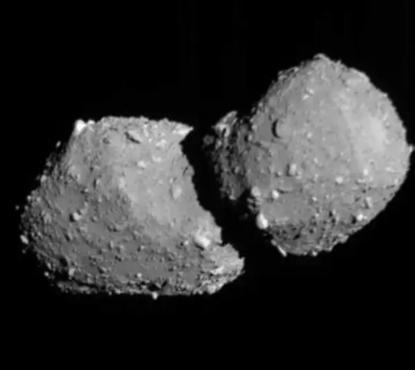 はやぶさ2、高速探査に成功　小惑星トリフネの至近通過