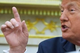 「海峡通航料に反対」　トランプ氏、前日から一転