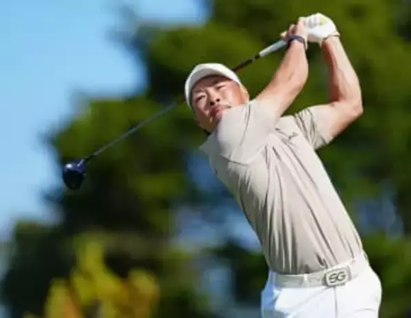 男子ゴルフ、藤本佳則が単独首位　1打差2位に岩崎亜久竜ら5人