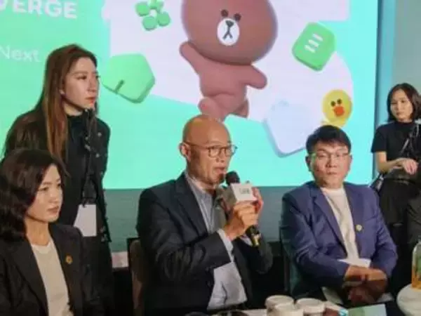 LINE「既読」回避へ新機能　台湾法人が導入発表