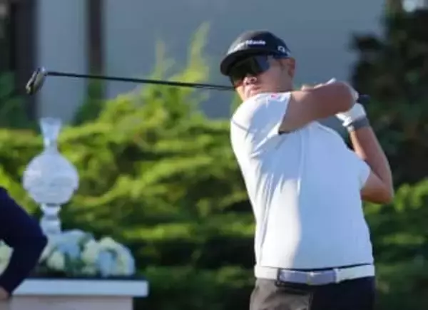 久常涼が単独首位スタート　米男子ゴルフ第1日