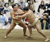 「30歳霧島春巡業「まだ力出る」　誕生日に豊昇龍らと14番」の画像1