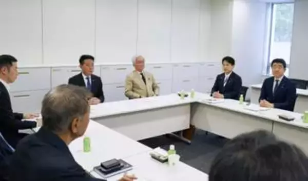 地元財政負担の解決訴え　北陸新幹線で京都市長
