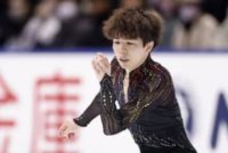 佐藤駿、GPファイナル一番乗り　フィギュア五輪代表に前進