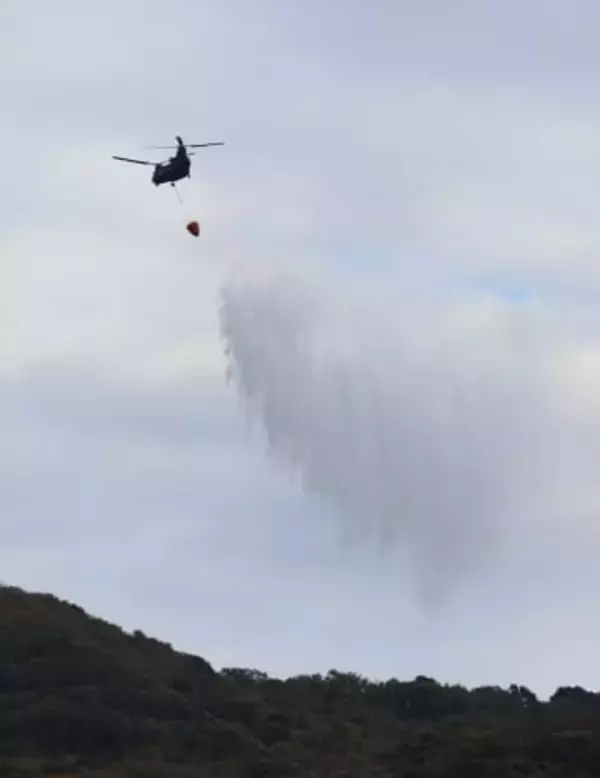 大分の佐賀関火災、離島除き鎮圧　被災130世帯、消火続く