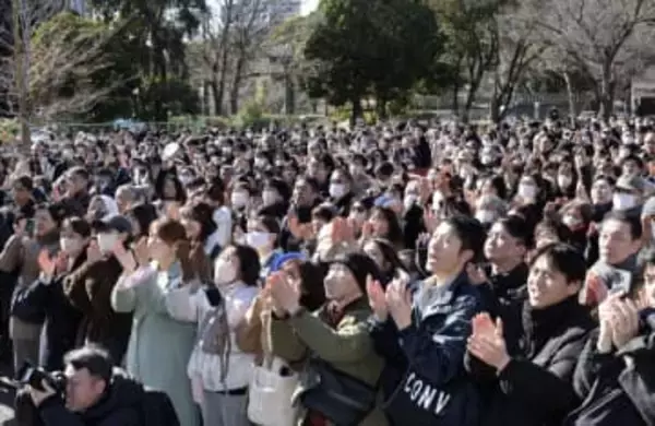 衆院選、27日公示　首相、来年度中に消費減税