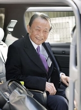 麻生派18人加入、計60人に　影響力維持へ勢力拡大