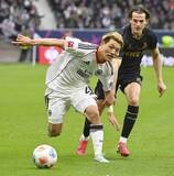 「堂安はケルン戦で後半途中まで　ドイツ1部、試合は2―2」の画像1