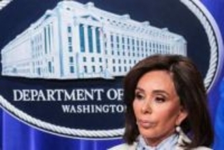 大統領暗殺未遂容疑で男を訴追　夕食会で発砲、動機解明へ