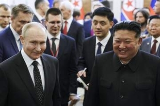 ロシア北朝鮮エネルギー協力合意　製油所新設、生産支援へ