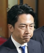 自民、小泉選対委員長が辞任　衆院選大敗、首相は結束訴え