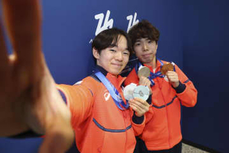 鍵山「十分楽しんだ」　日本選手団、帰国の途に