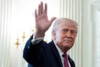 処刑中止でイランに謝意　トランプ氏、女性8人