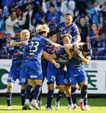 「J2、長崎が水戸を下して首位　昇格争いは最終節へ」の画像1