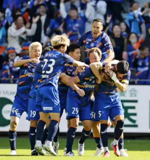 J2、長崎が水戸を下して首位　昇格争いは最終節へ