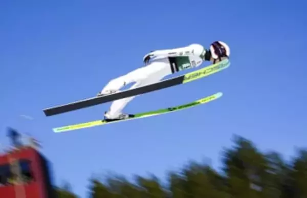 山本涼太、葛西優奈の日本は8位　W杯複合の混合団体スプリント