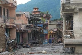 ネパール土石流の死者470人に　日本人5人不明、国際支援の動き