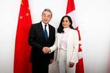 「中国カナダ、協力深化へ対話維持　オタワで外相会談」の画像1
