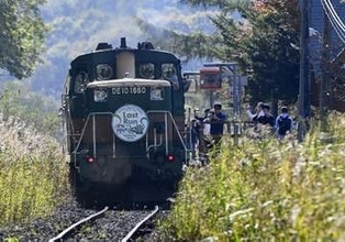 線路脇の木切った疑いで逮捕　ノロッコ号撮影ポイント