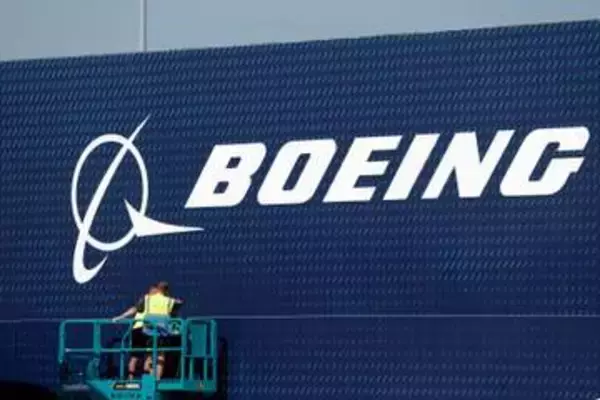 米ボーイング7～9月期赤字縮小　民間機部門が業績圧迫