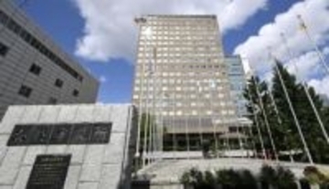 札幌市議会の2陳情、なりすましか　国際スクール開校に反対の内容