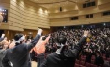 元島民ら「北方領土返せ」と気勢　北海道・根室で住民大会