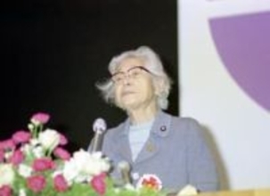 ＜あのころ＞市川房枝さん死去　45年前の2月11日