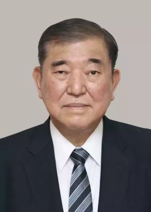 石破氏、日本国旗損壊罪に疑問　「刑罰あまり正しくない」