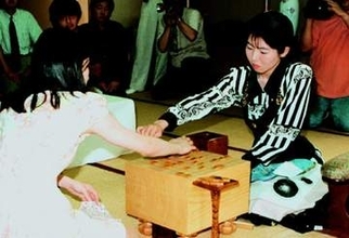 ＜あのころ＞史上初の女流タイトル独占　30年前の7月1日