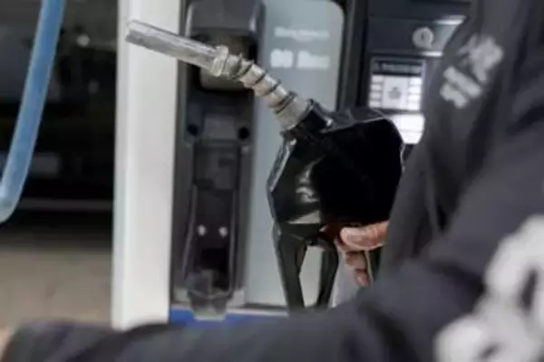 NY原油続伸、112ドル台　3年10カ月ぶり高値