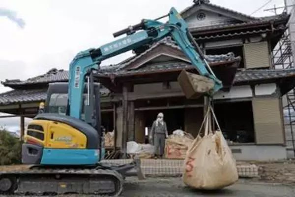 熊本・氷川町で初の公費解体　地震で被災の千棟対象