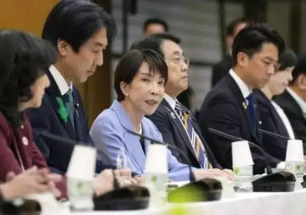 政府、家事支援に国家資格創設　利用促進で離職減目指す