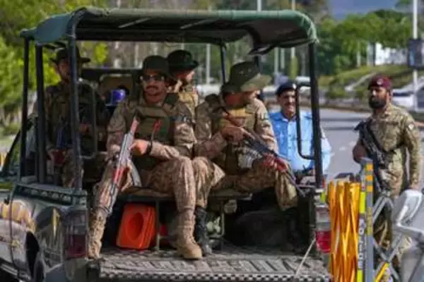 通信アプリで水面下仲介　パキスタン、厳戒態勢に