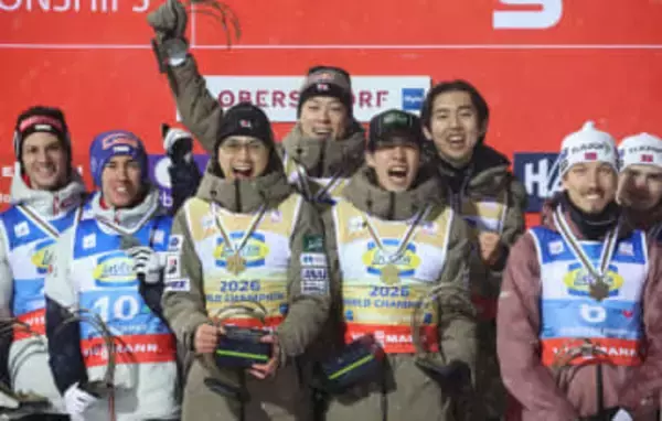 ジャンプ日本が団体初優勝　フライング世界選手権