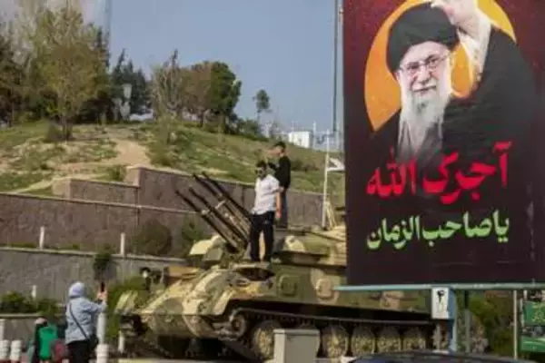 米、インフラ攻撃でイランに圧力　橋破壊103人死傷か、応酬激化