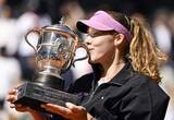 「19歳のアンドレエワ初優勝　全仏テニス女子シングルス」の画像1