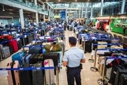 空港に荷物5千個たまったまま…　大雨のタイ、地上職員出勤できず