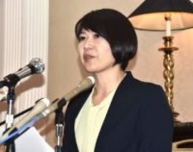 辞職の小川晶氏、出直し正式表明　前橋市長選「人生かける」