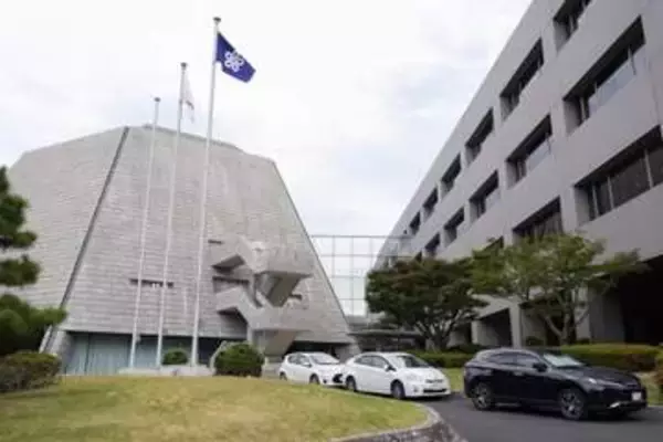 福岡県議会、百条委設置を決定　金銭授受疑惑、未明に異例の展開
