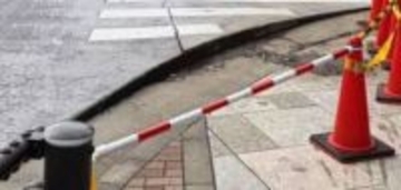 空気抜き不十分で道路隆起　東京・品川のリニア工事