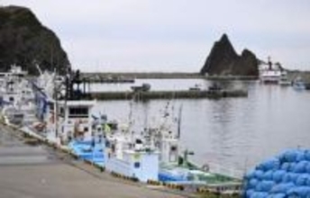 遺族「喪失感は増すばかりです」　知床沈没事故4年、午後に追悼式