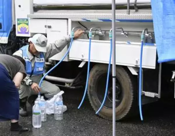 被災地・熊本「何よりも水を」　発生1週間、断水で住民ら切実