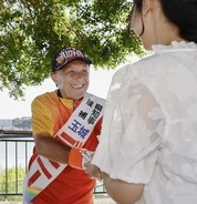 沖縄県知事選13日投開票　現職と新人、事実上の一騎打ち