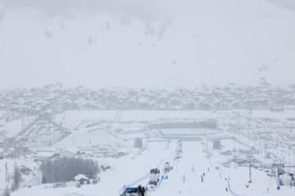 スノボ、予選を前倒して15日に　スロープスタイル、悪天候のため