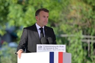 フランス大統領「絶対忘れない」　86人死亡、ニースのテロ10年