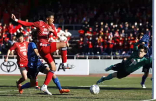 流通経大柏、神村など4強　全国高校サッカー選手権第5日