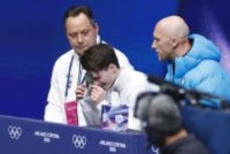 両親事故死、ナウモフが好演技　フィギュア男子SP