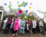 「520人悼み遺族ら御巣鷹登山　日航機墜落41年、安全願う」の画像1